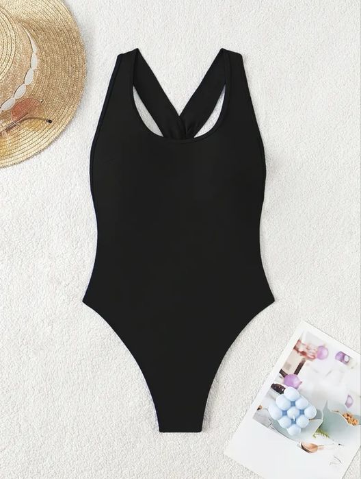 Купальник суцільний