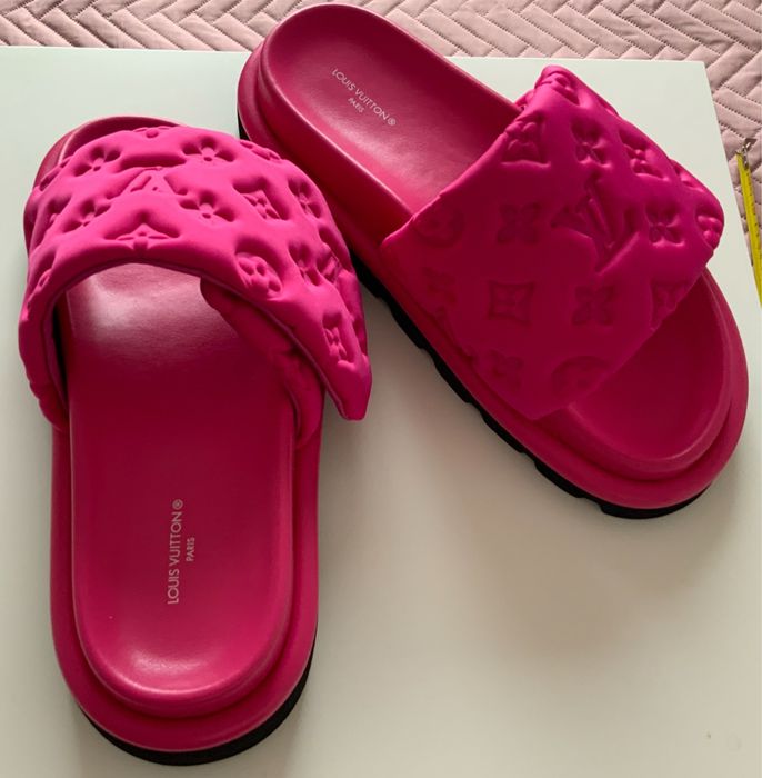 Klapki Louis Vuitton