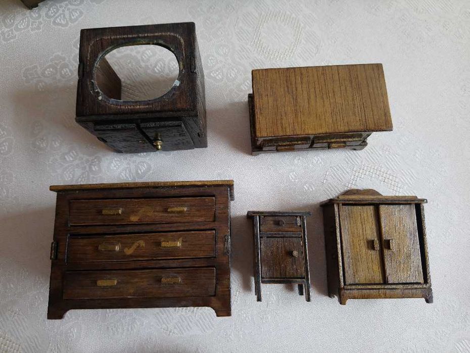 Mebelki Del Prado - zestaw 8 elementów - Dollhouse