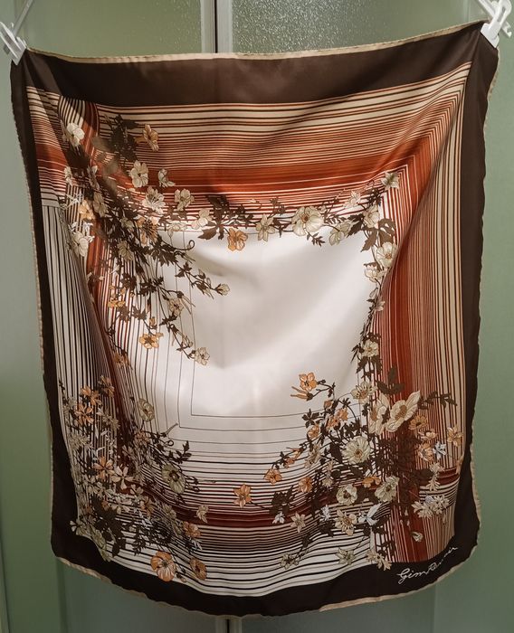 Gim Renoir  NOWA  Damska elegancka chusta / apaszka, 85 x 85 cm
