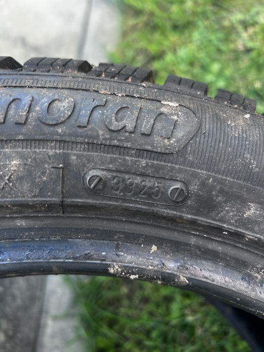 Opony zimowe kormoran 215 50 r 17