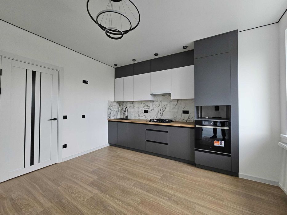 1-кім квартира ремонтом меблі та техніка, Біля Арсену !