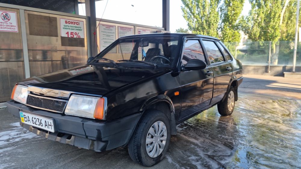 Продам ваз 21099 2008 год 2000 у.е.