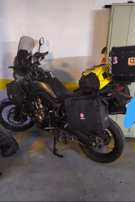 Africa twin alforges laterais Bagtecs XA 32  placas laterais XA 32  Honda ,  BMW, Yamaha, Ducati, Harley, CF, Cagiva, Triumph