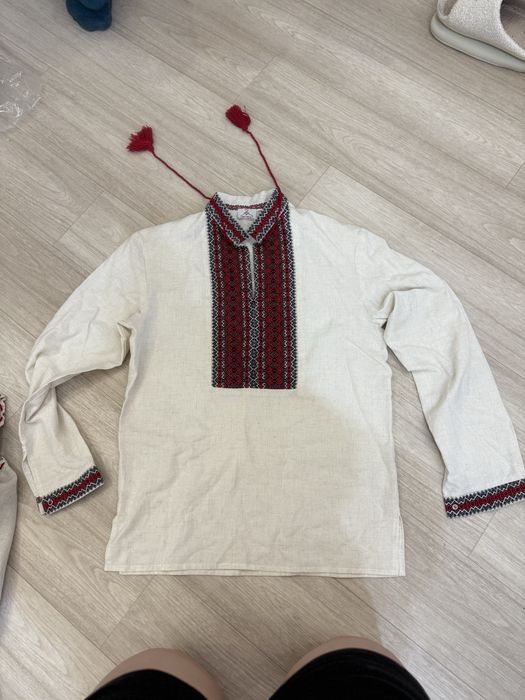 Продам парні вишиванки