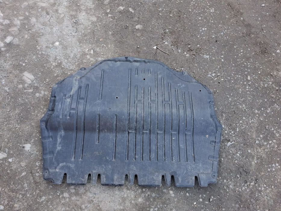 Osłona dolna silnika VW POLO V 6Q0825237P OE