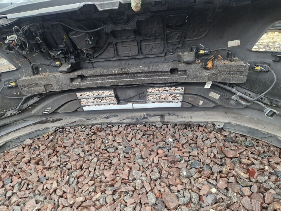 Hyundai kona electric бампер передний взборі, фари,  ходові вогні,