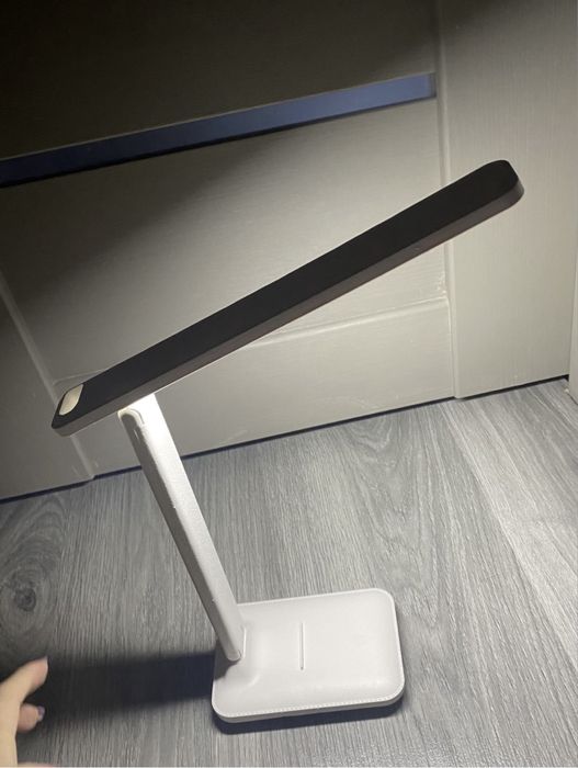 Led аккамуляторна лампа до 8 год світла