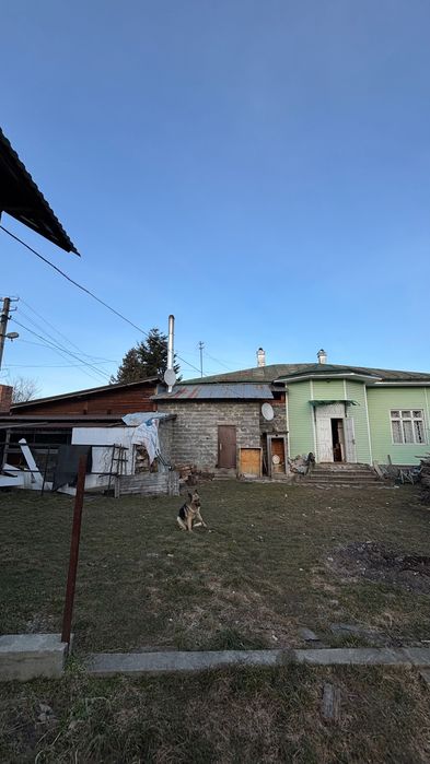 Продаж готового бізнесу з орендарями (магазин, аптека, кафе)