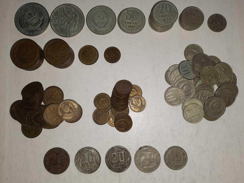 Продам монети різних країн світу.