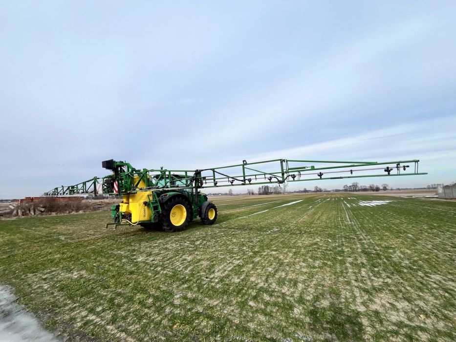 Opryskiwacz John Deere 512 *18 metrów*