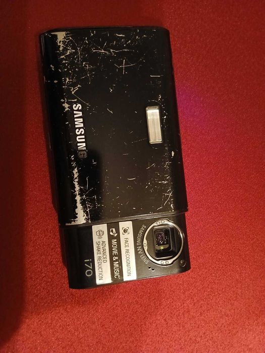 Samsung компактний фотоапарат