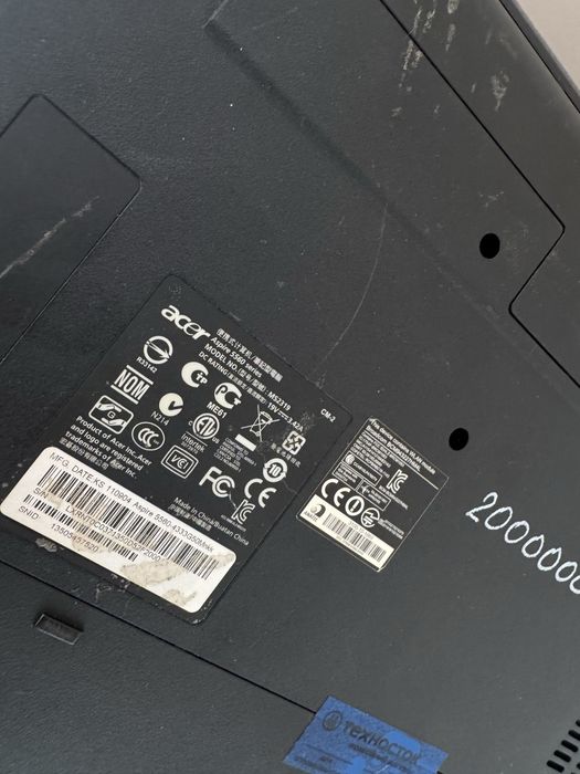 Ноутбук Acer Aspire 5560.