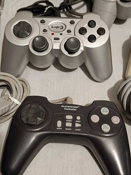 Conjunto Playstation 1 PS1::consola e volante e comandos