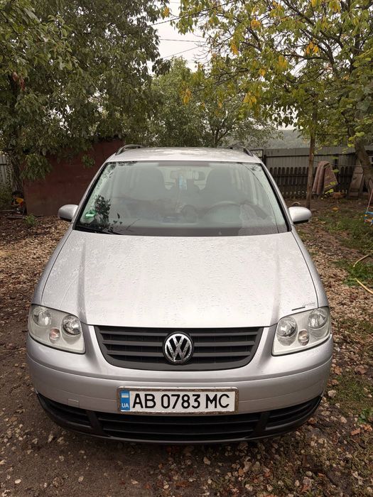 Продам Volkswagen Touran (2005 р.) — 1.6 MPI Бензин