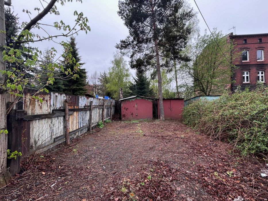 REZERWACJA Garaż i blaszak na działce ok.210 m² - Katowice, Równoległa (umowa dzierżawy od miasta) - - Widok 2