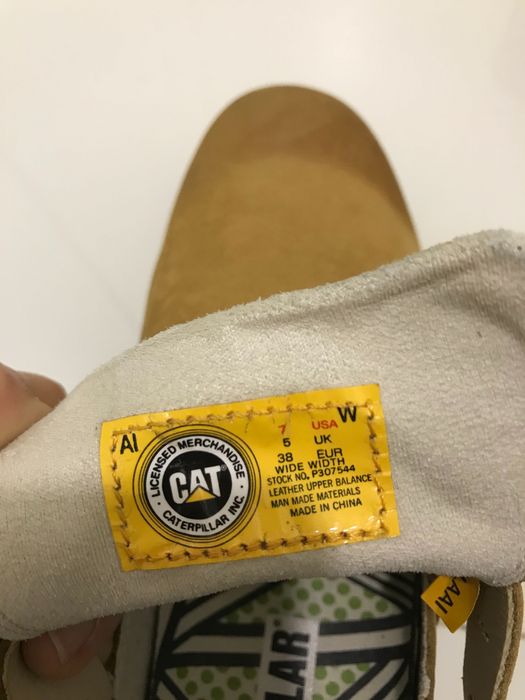 Botins de Senhora Caterpillar