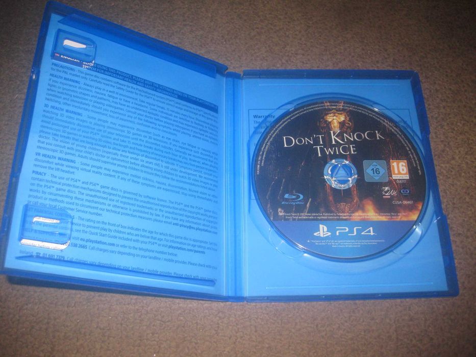 Jogo "Don`t Knock Twice" para a Playstation 4/Impecável!
