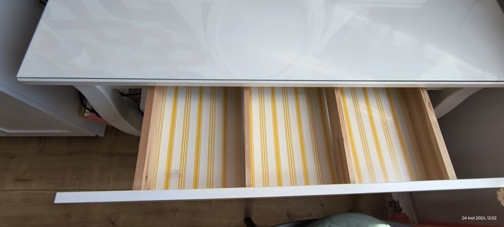 Toaletka Hemnes Ikea