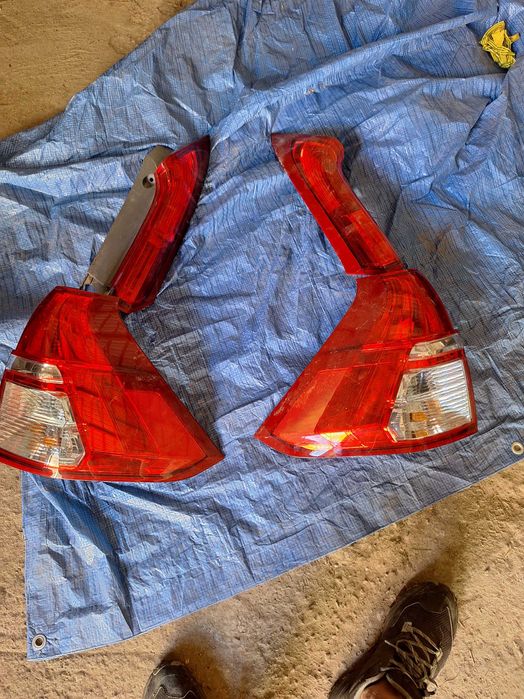 lampy tył do hondy crv- 4 lift