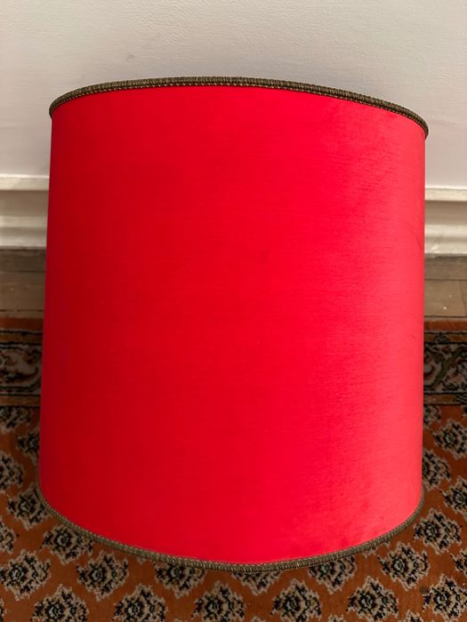 Abat jour antigo grande em meia-lua