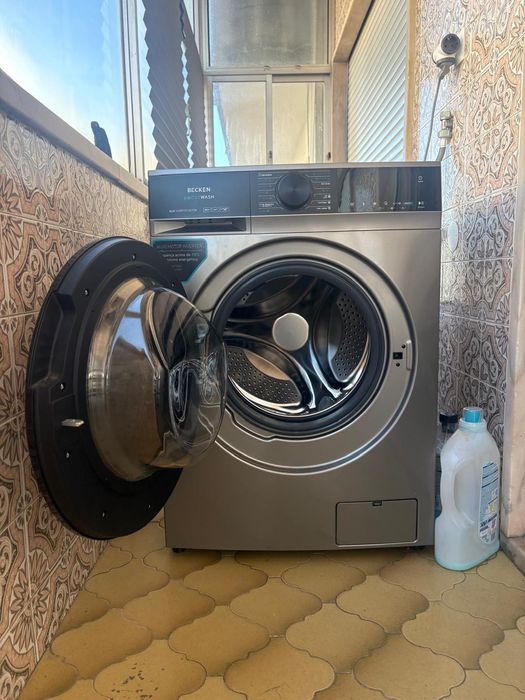 Máquina de lavar roupa Becken Boostwash 8kg Amadora