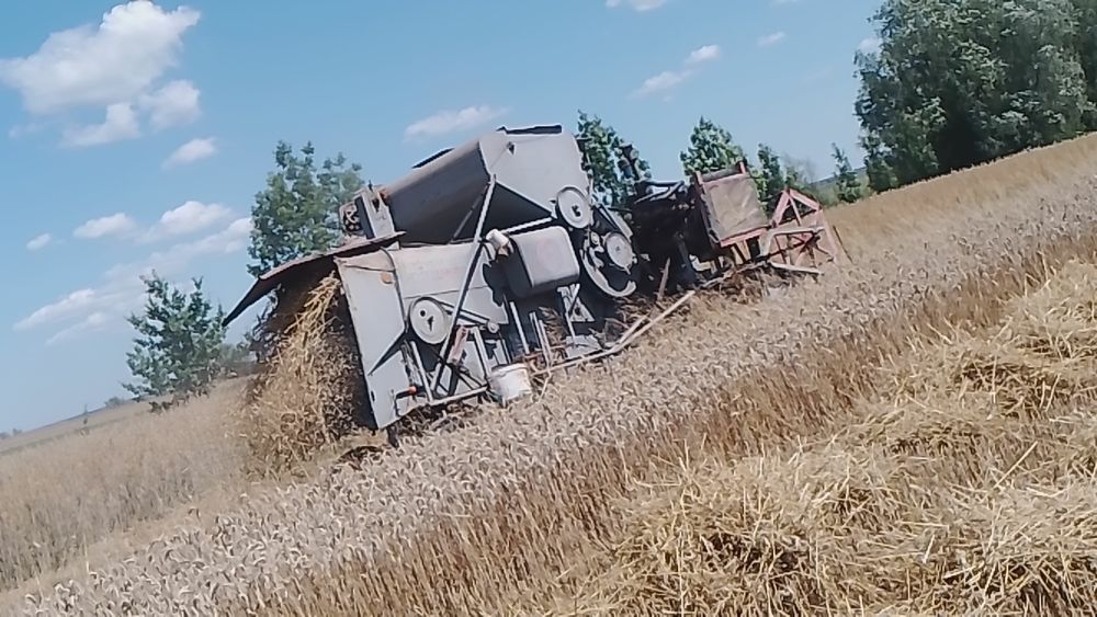 Комбайн Claas Columbus