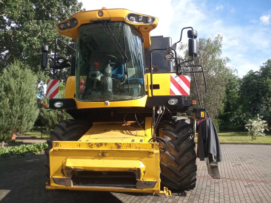 Kombajn New Holland CX5080