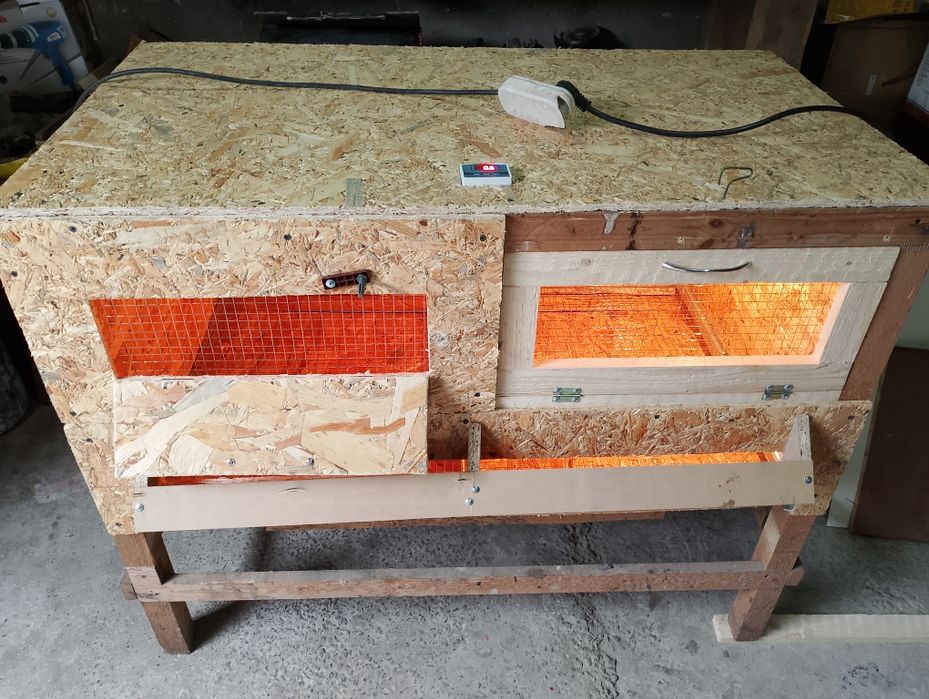 Продам брудер для цыплят. бройлеров, несушек