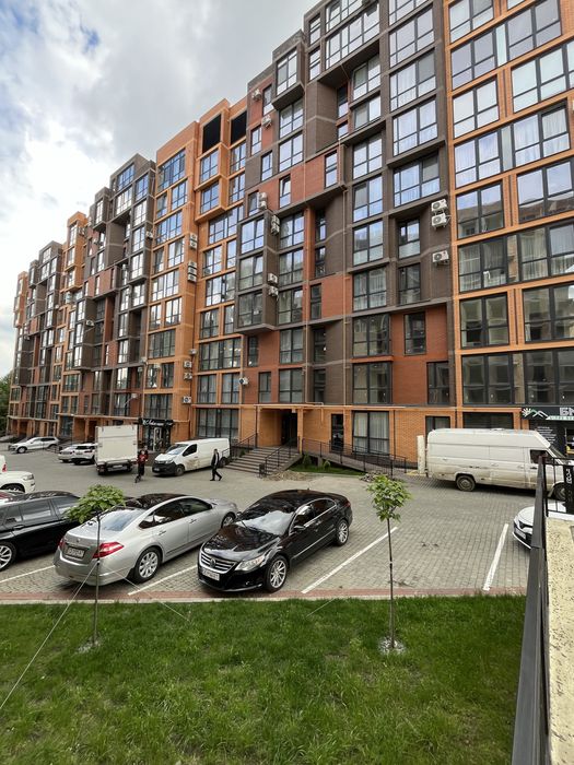 Пентхаус в Зданому будинку - вул. Рівненська - БК «РомТісБуд»