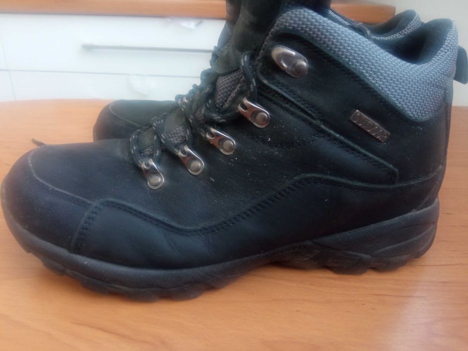 buty młodzieżowe, męskie, zimowe, skorzane, ocieplane 41