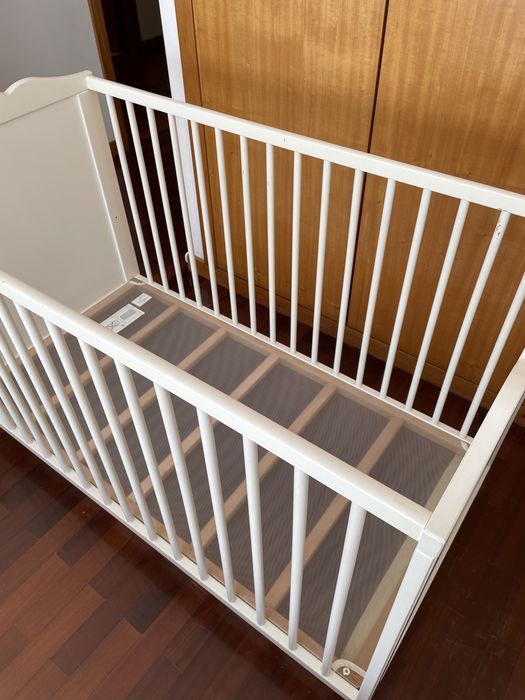 Cama de bebe IKEA