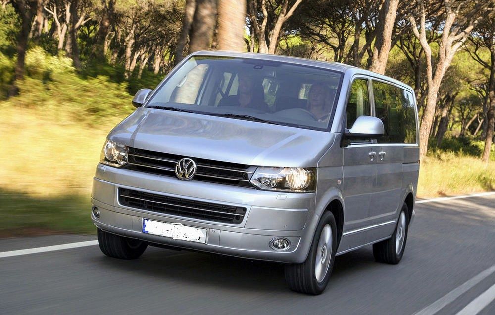 Bus z kierowcą VW Caravelle long VIP 9 osobowy 8+1 transfery taxi