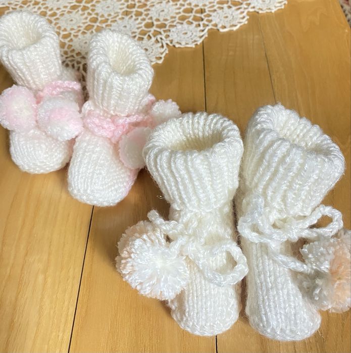 Шкарпетки в‘язані ручної роботи.