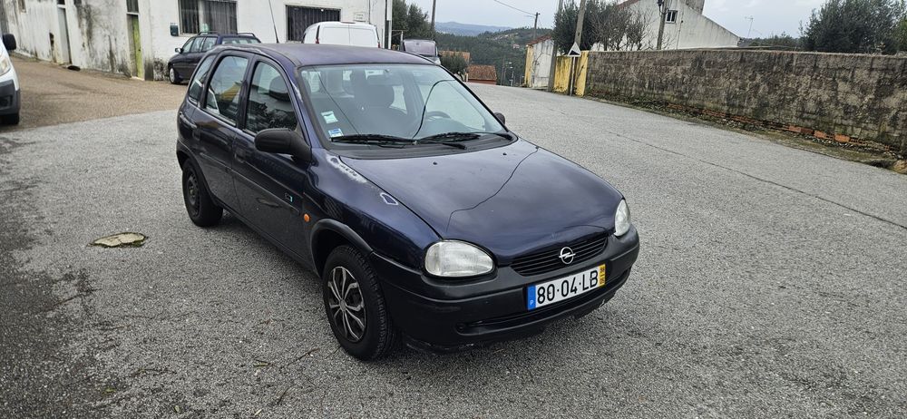 Opel  corsa B 1.0