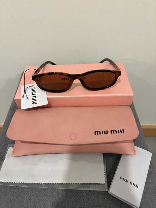 Óculos de sol Miu Miu