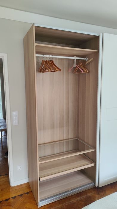 Roupeiro Branco 2 Portas Deslizantes – 235x100x57cm – NOVO