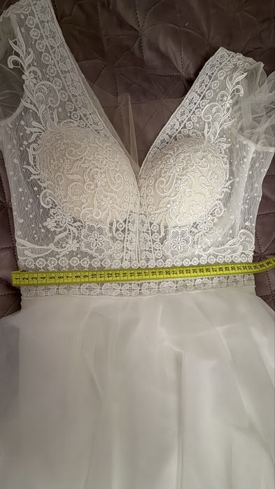 Весільна сукня брендова