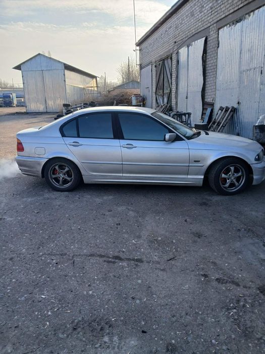 BMW e46 320d 2000 рік