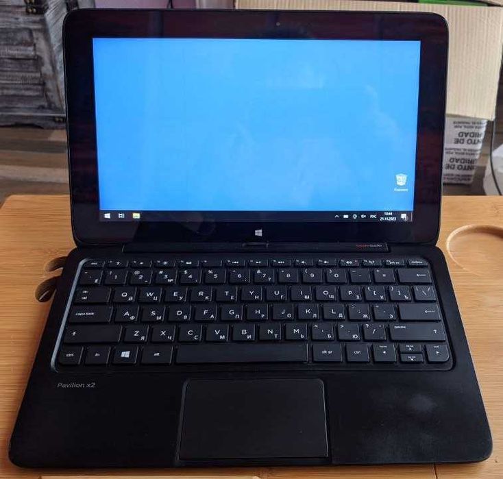 гибридный компьютер HP Pavilion X2