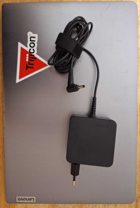 Portátil LENOVO IdeaPad 3 15ITL6  RAM: 8 GB - 512 GB SSD