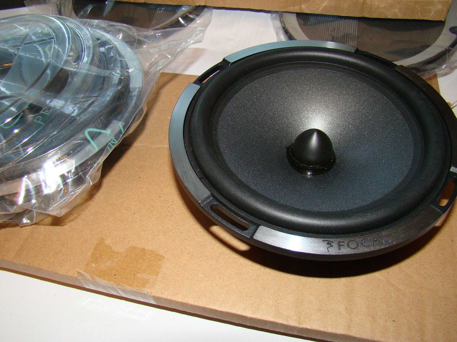 Двухкомпонентная автомобильная акустика Focal PS165V1 Expert/новые