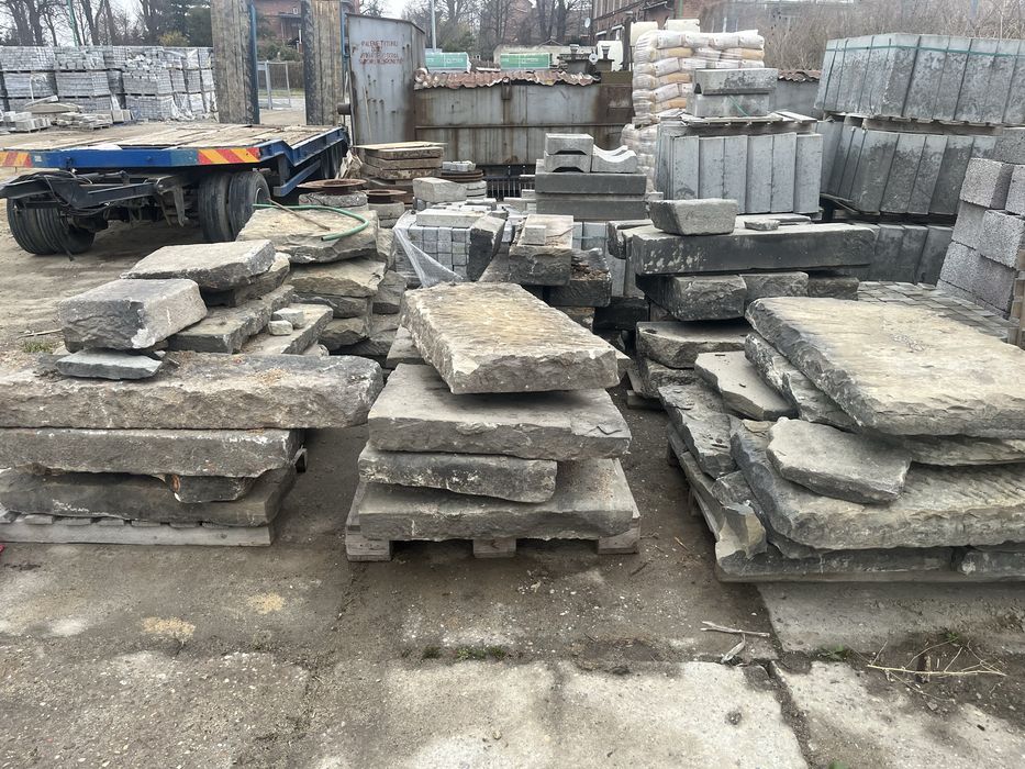 Płyty stopnie krawężniki z piaskowaca