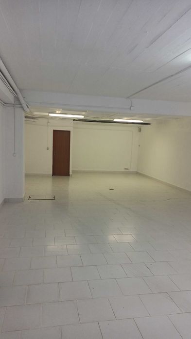 Alugo Armazém Massamá