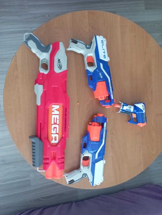 Pakiet Broni NERF (4 Bronie)