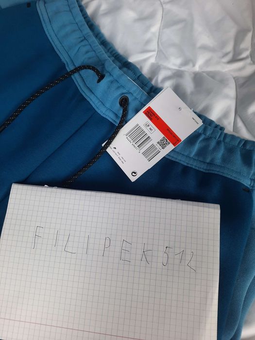 nike tech fleece