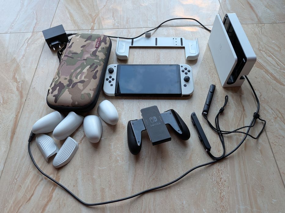 Nintendo Switch OLED bogaty zestaw