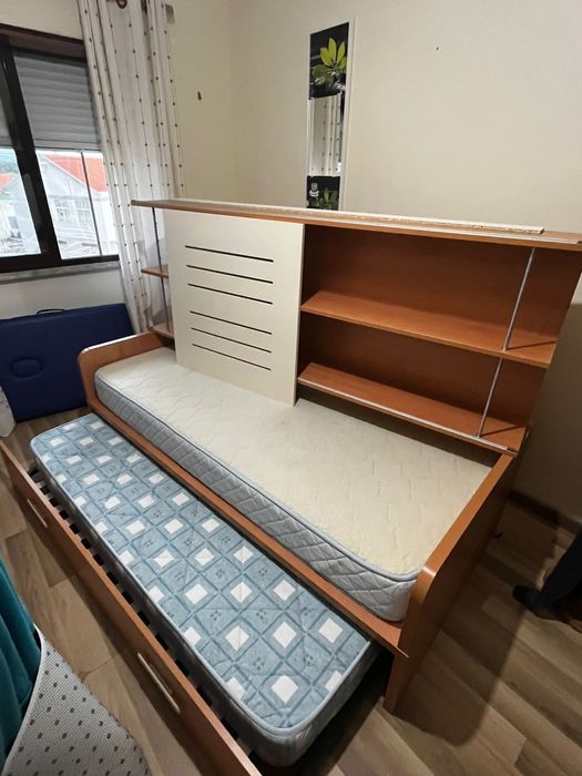 Quarto estudio+ estante