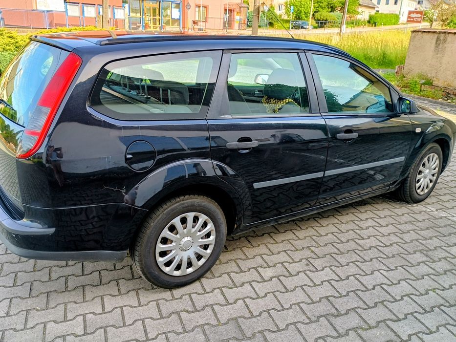 Ford Focus 1.6 Benzyna
