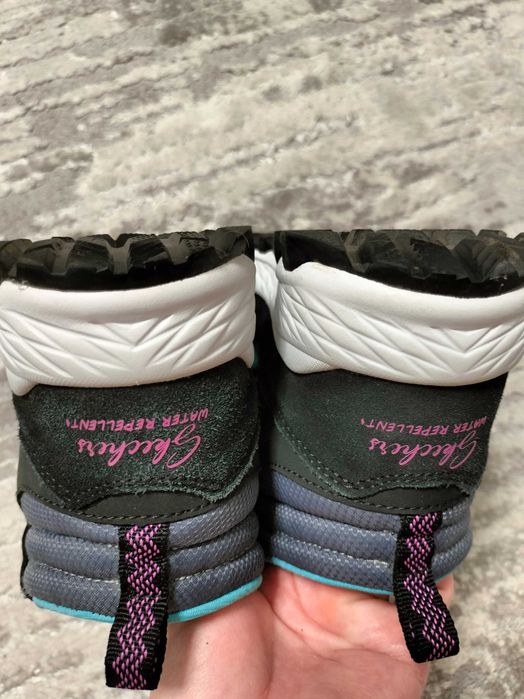 Ботінки Skechers для дівчинки